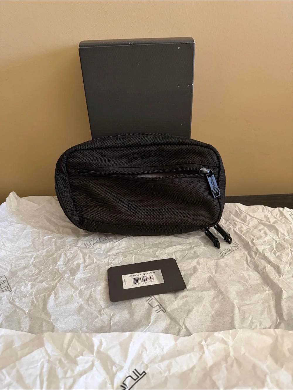 Tumi Black Zip Around Case